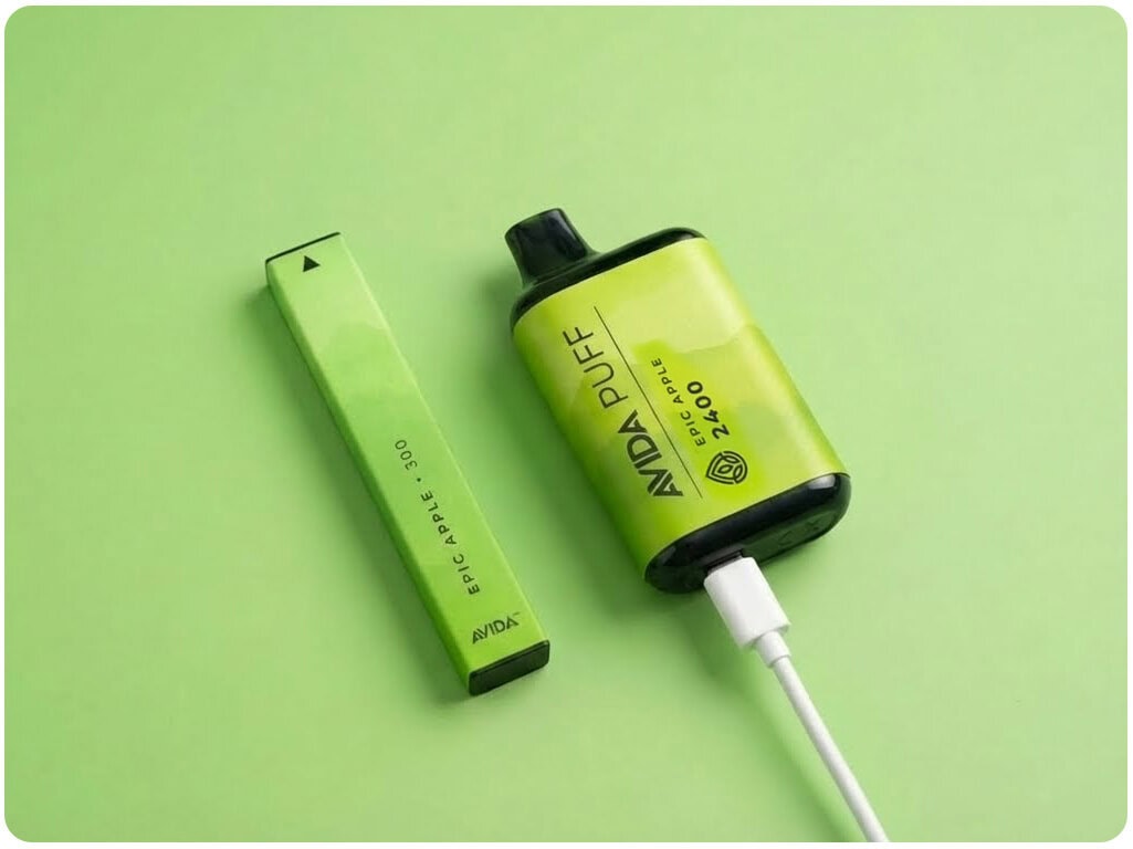 Comparison of Avida 300mg disposable CBD vape vs 2400mg rechargeable CBD vape pen showing size difference.